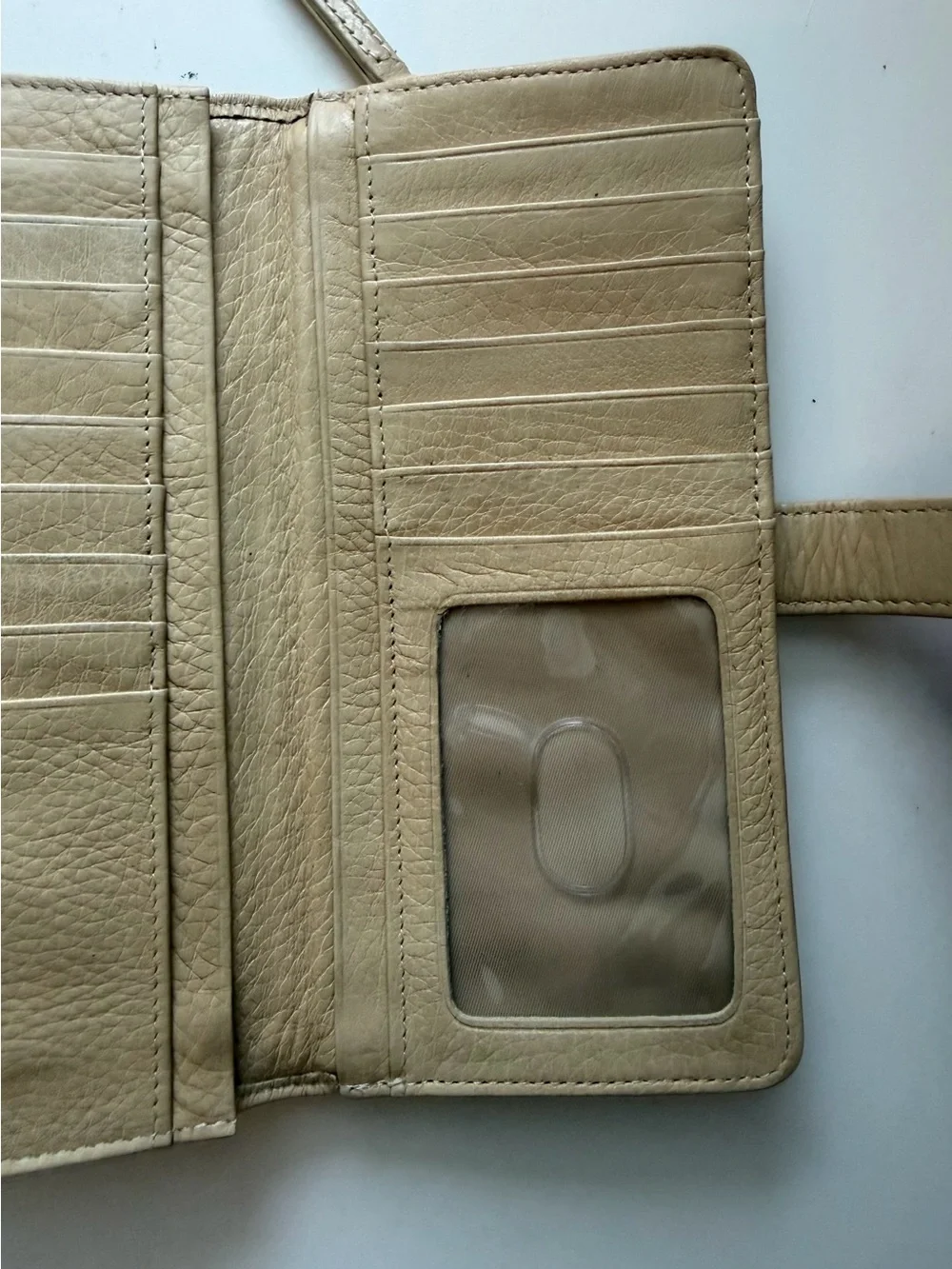 Brahmin wallet cream leather vintage extra clean